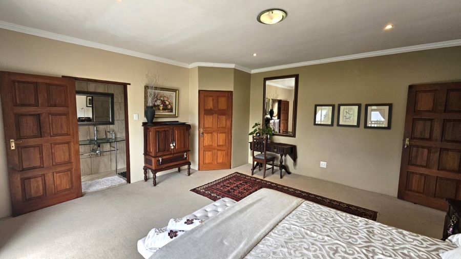 4 Bedroom Property for Sale in Birdwood Estate North West